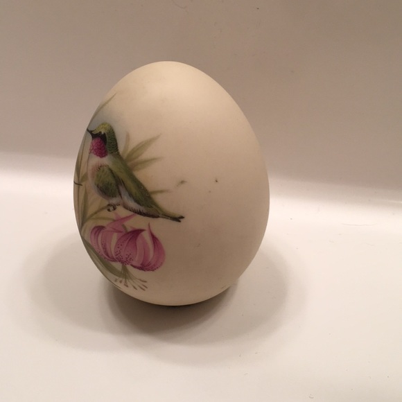 Hand painted porcelain egg - Picture 2 of 5